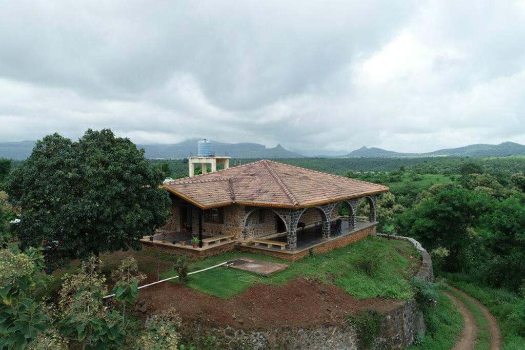 Eze Nof - A Hilltop Villa With 360º Water View Nashik Bagian luar foto