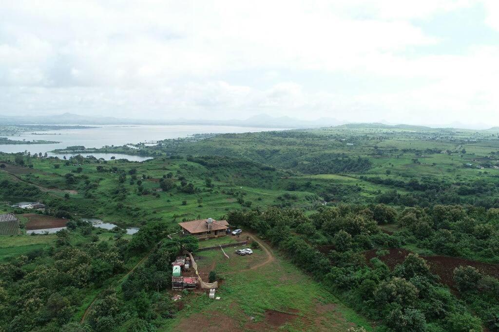 Eze Nof - A Hilltop Villa With 360º Water View Nashik Bagian luar foto