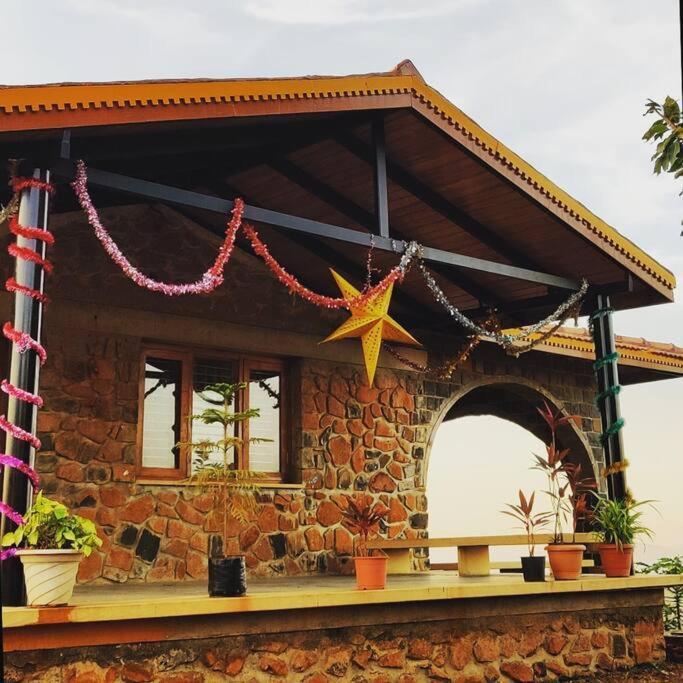 Eze Nof - A Hilltop Villa With 360º Water View Nashik Bagian luar foto