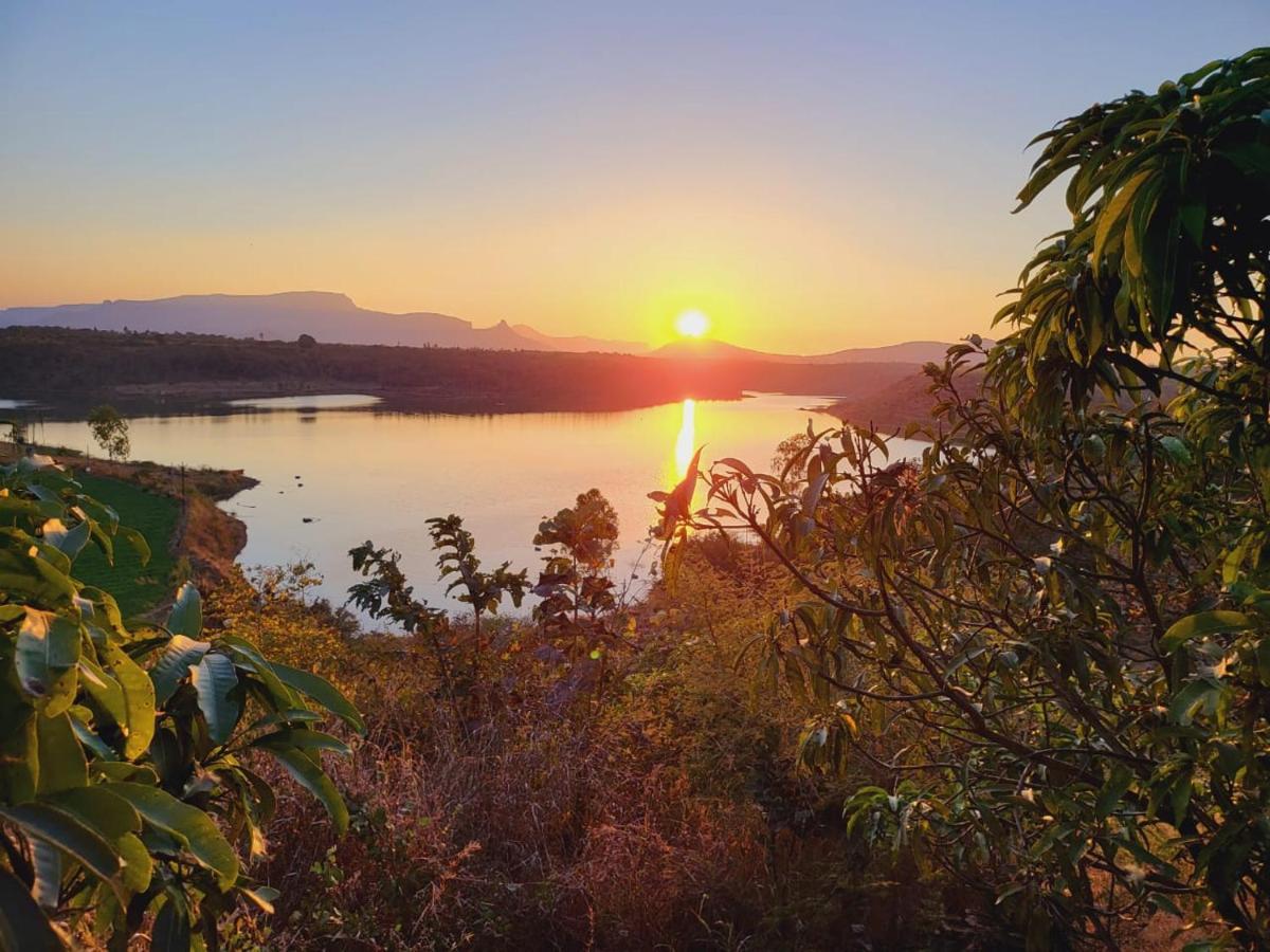 Eze Nof - A Hilltop Villa With 360º Water View Nashik Bagian luar foto