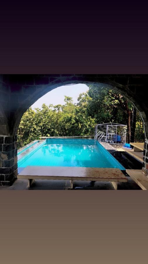 Eze Nof - A Hilltop Villa With 360º Water View Nashik Bagian luar foto